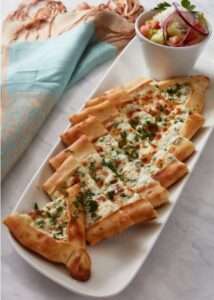 Lor Peynirli ve Otlu Pide